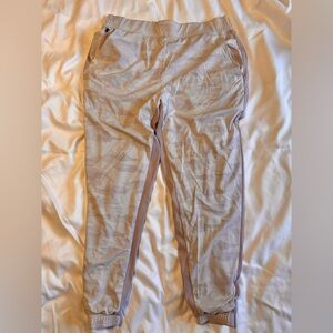 Athleta dusty pink camo joggers size 12